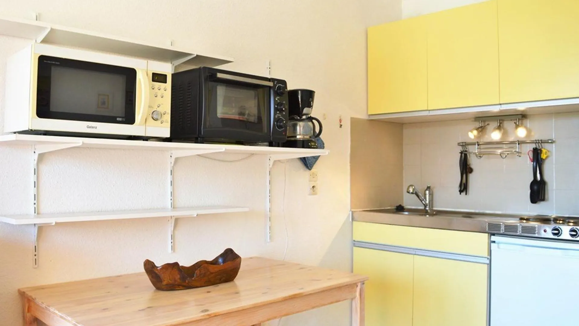 Studio Cosy Avec Terrasse, Piscine, Tennis, Wi-Fi - Acces Direct Plage - Bormes-Les-Mimosas - Fr-1-251-560